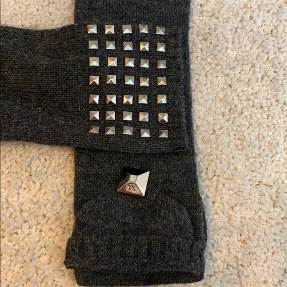 Michael Kors Studded Mittens - Picture 3 of 5